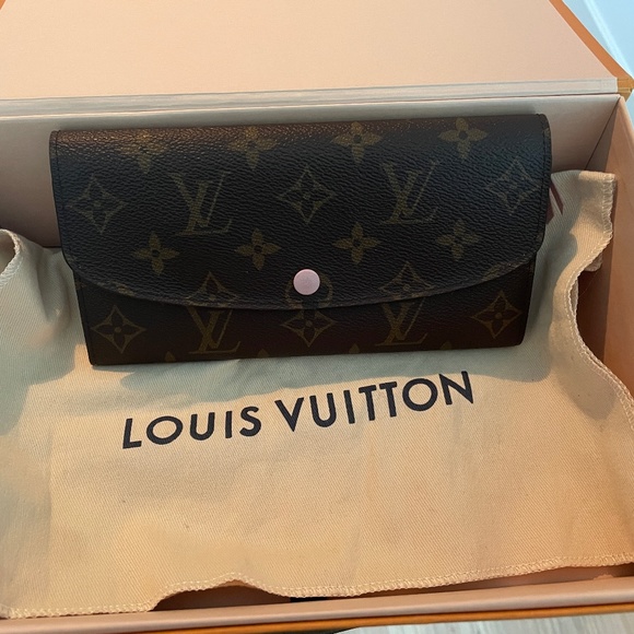 Louis Vuitton Emilie Wallet - Rose Ballerine - Picture 5 of 5